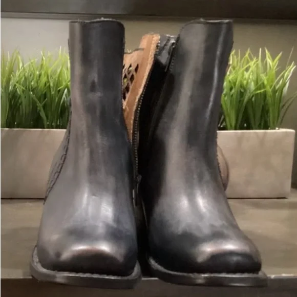 Freebird by Steven Black Leather Ankle Booties - Picture 3 of 4